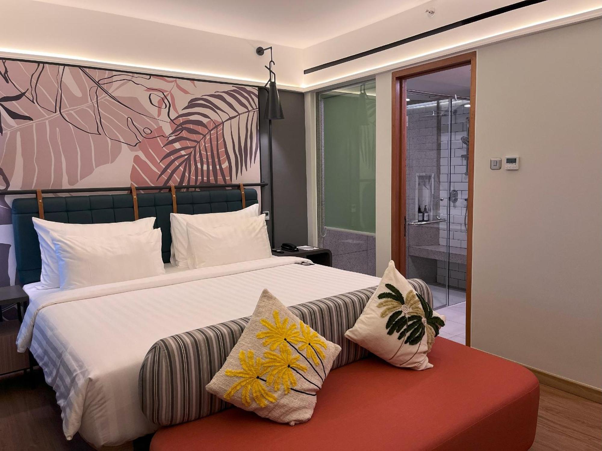 Luminor Hotel Legian Seminyak - Bali エクステリア 写真