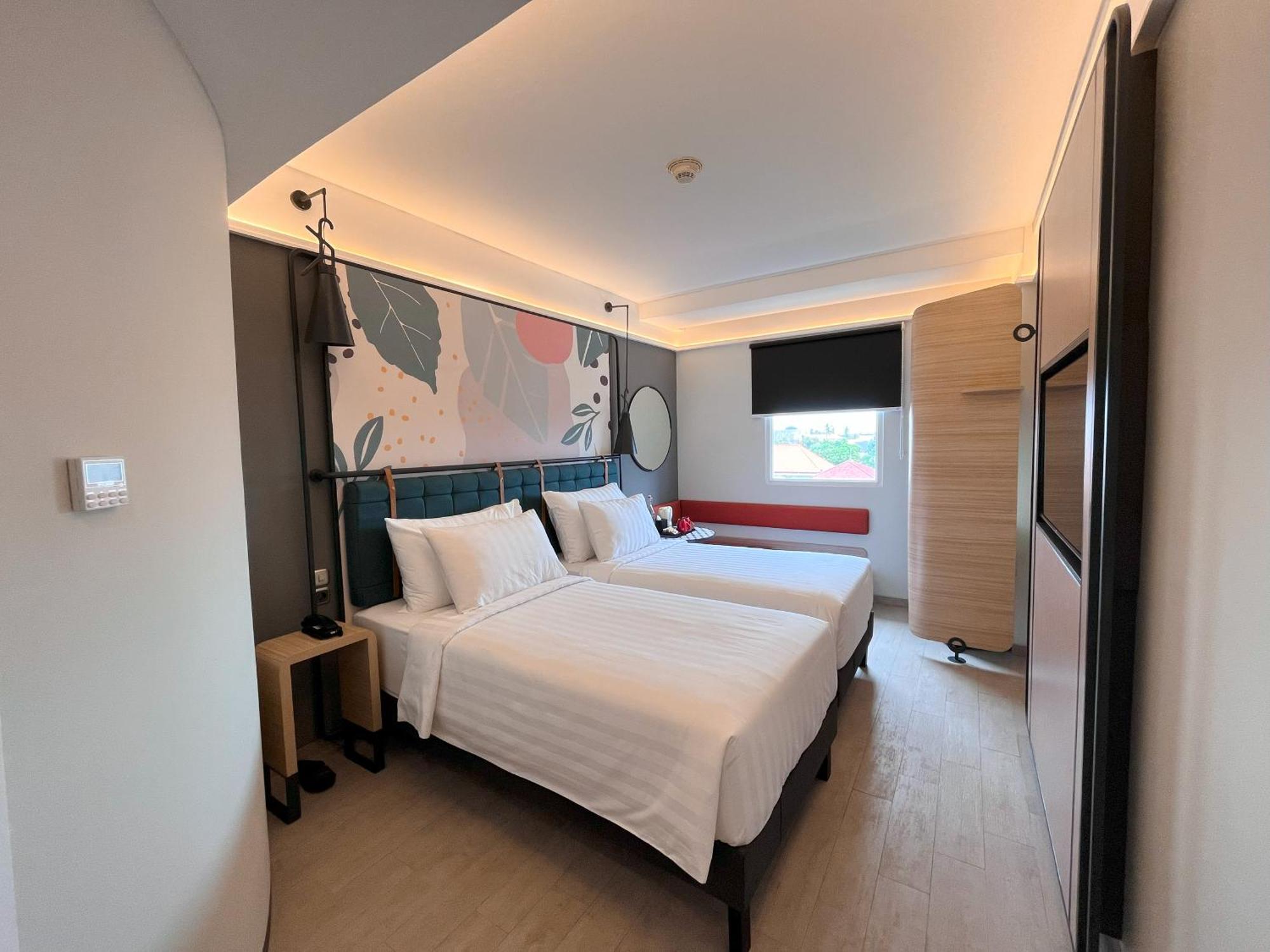 Luminor Hotel Legian Seminyak - Bali エクステリア 写真