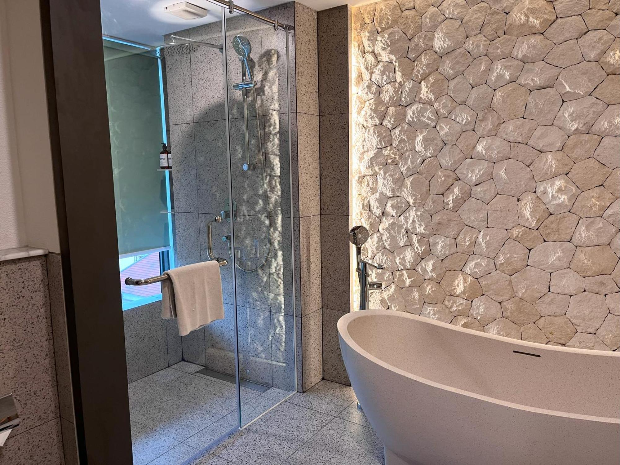 Luminor Hotel Legian Seminyak - Bali エクステリア 写真